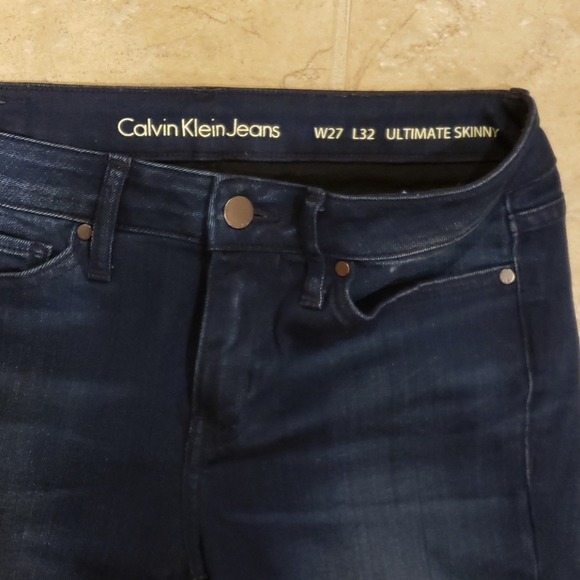 Calvin Klein Ultimate Skinny Stretch Jeans - Picture 3 of 7
